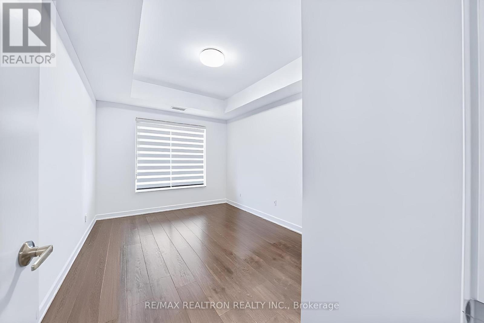 510 - 56 Lakeside Terrace, Barrie, Ontario  L4M 7B9 - Photo 16 - S12890316