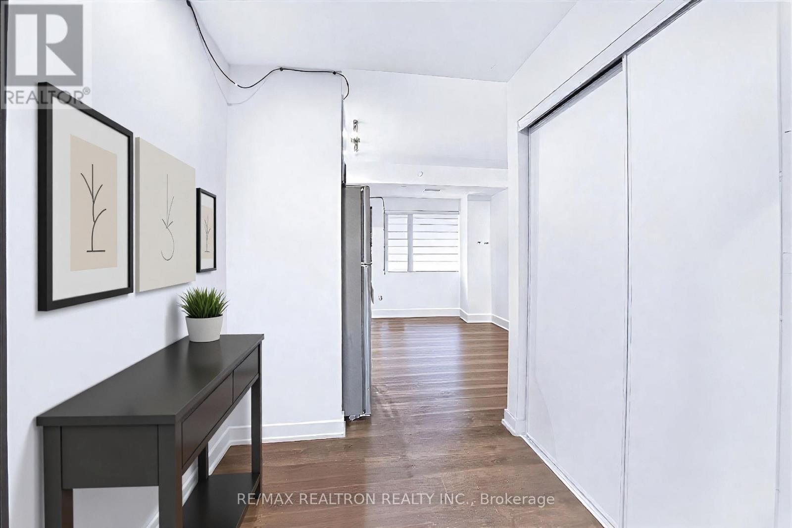 510 - 56 Lakeside Terrace, Barrie, Ontario  L4M 7B9 - Photo 5 - S12890316