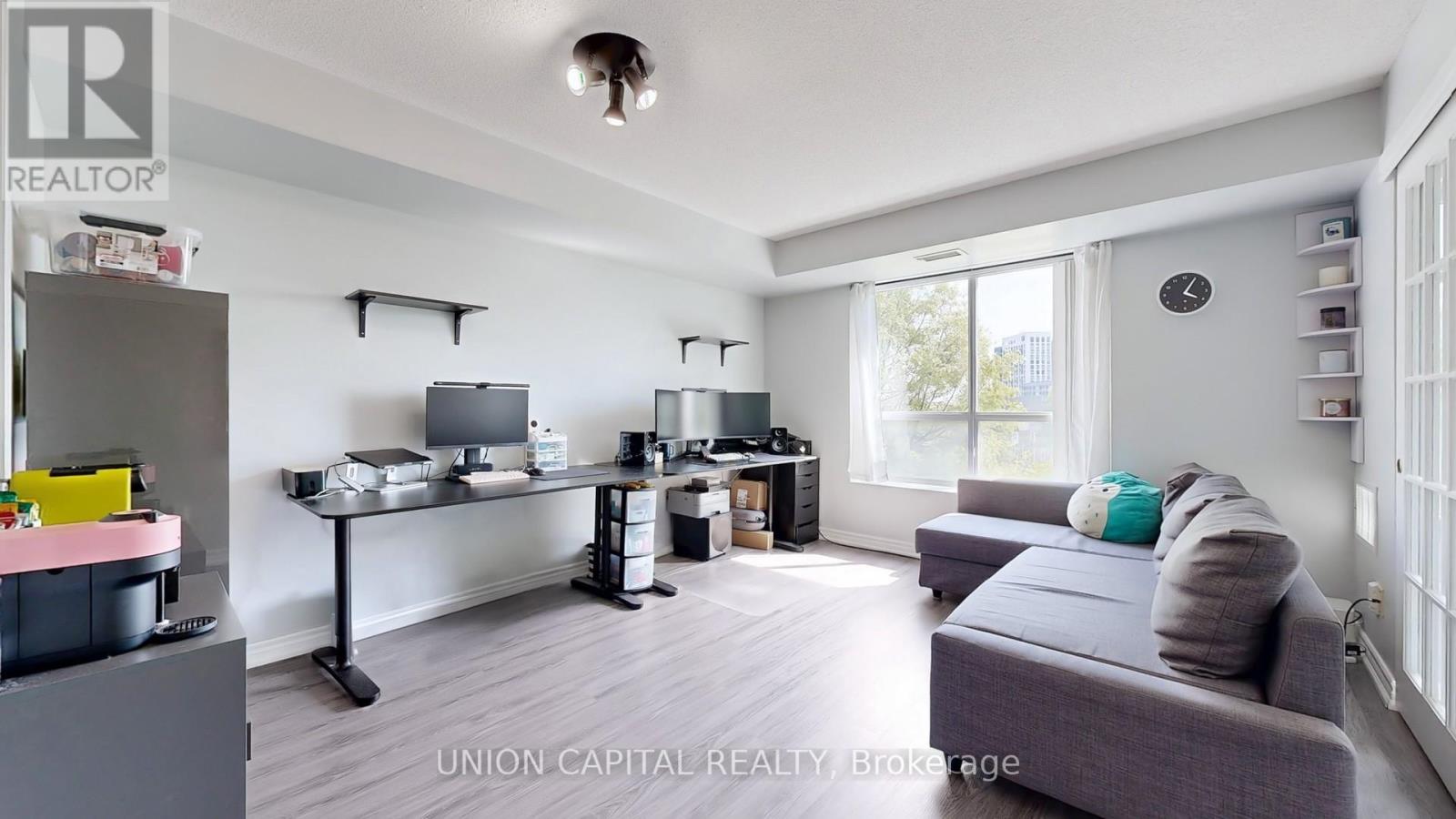 217 - 3 Ellesmere Street, Richmond Hill, Ontario  L4B 4N2 - Photo 5 - N12778520