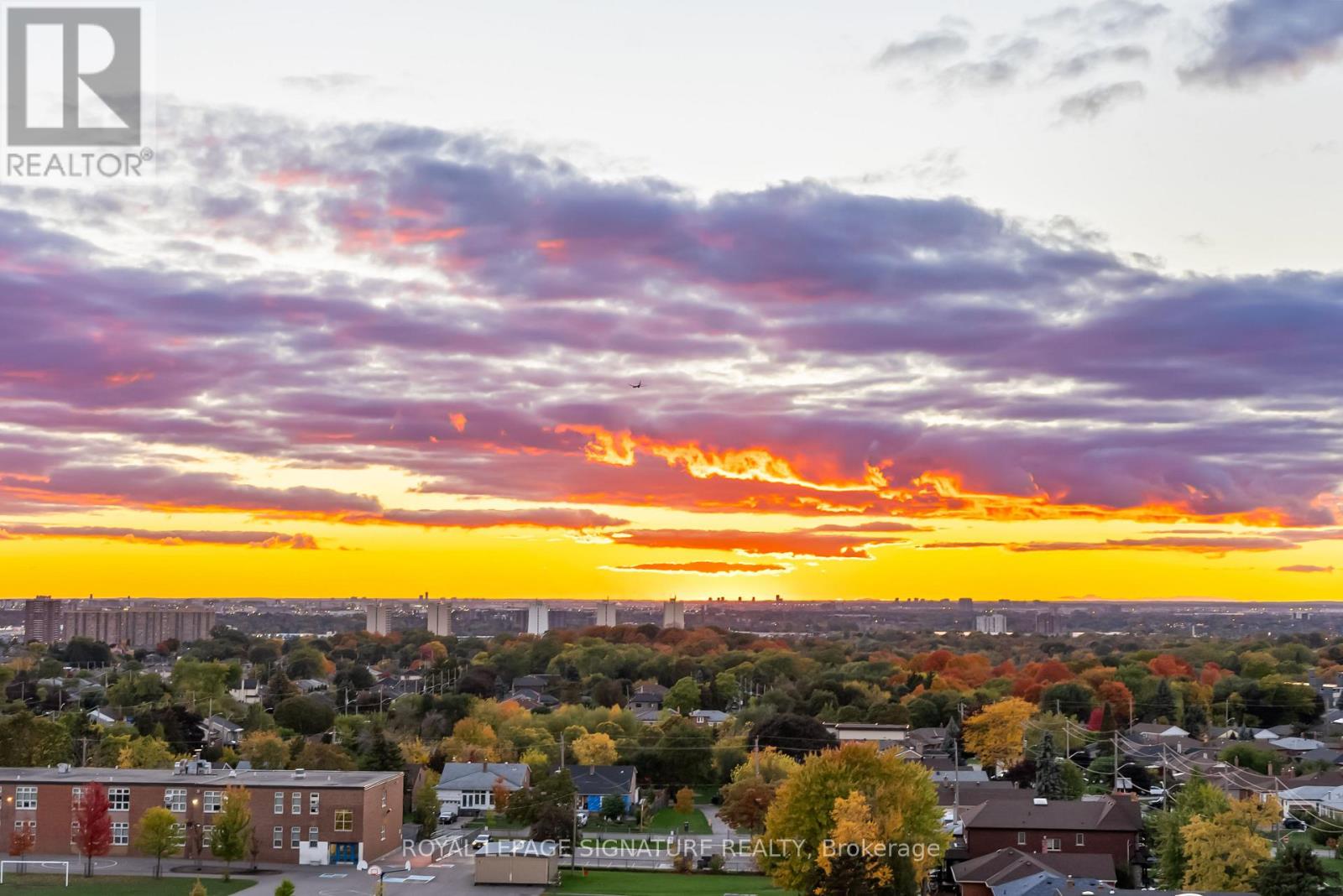 720 - 60 George Butchart Drive, Toronto, Ontario  M3K 0E1 - Photo 19 - W12716834