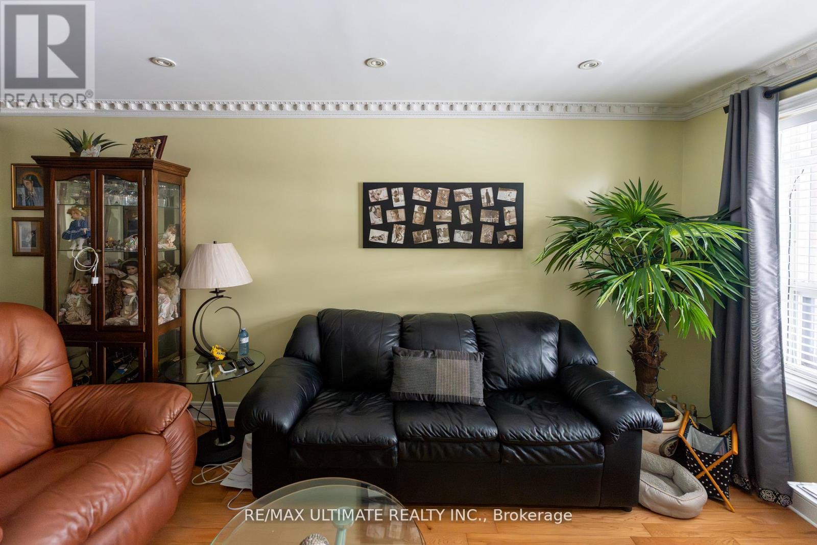 120 Rosethorn Avenue W, Toronto, Ontario  M6N 3L1 - Photo 5 - W12890278