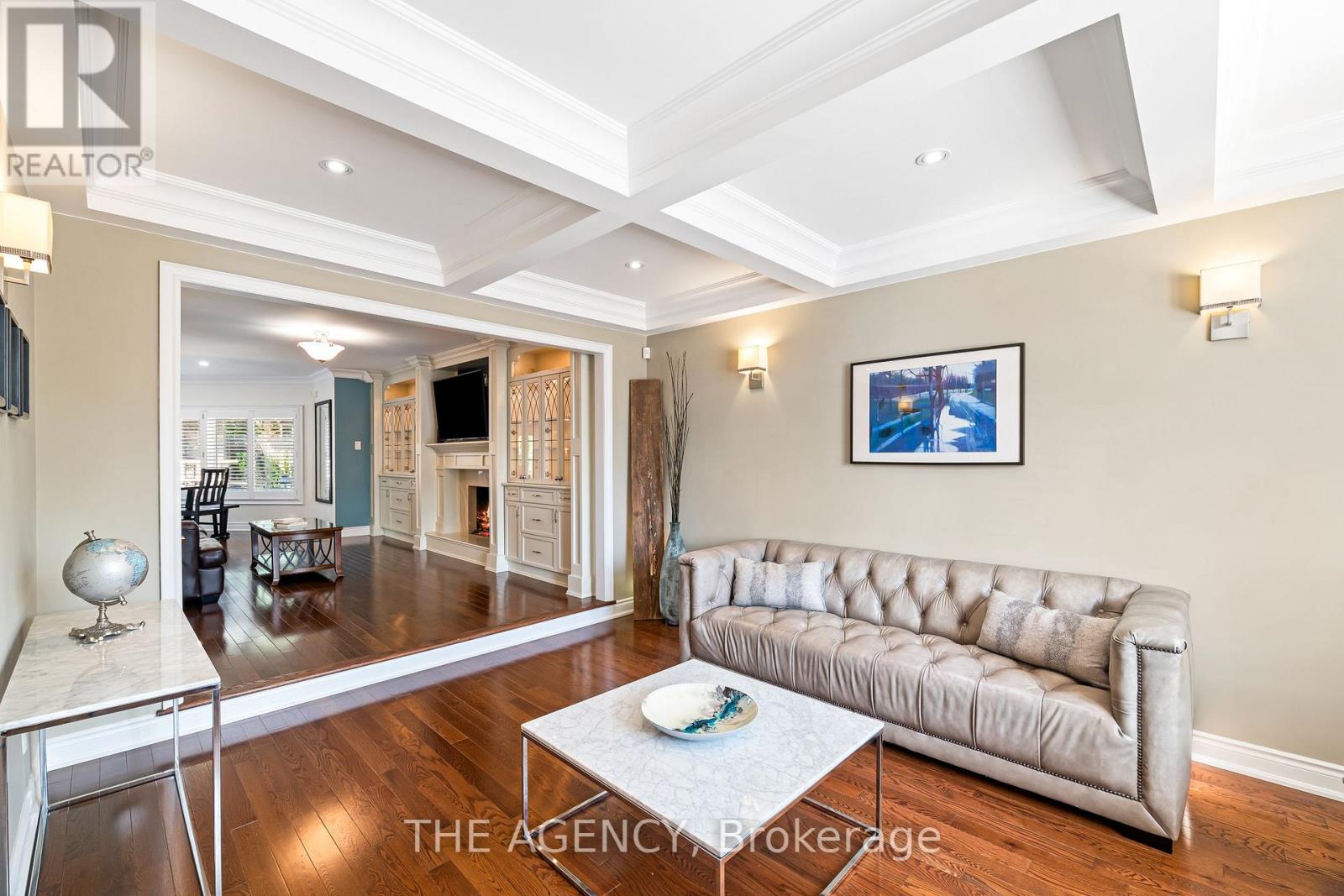 7 Stonegate Drive, Brampton, Ontario  L6Z 3L7 - Photo 6 - W12890318