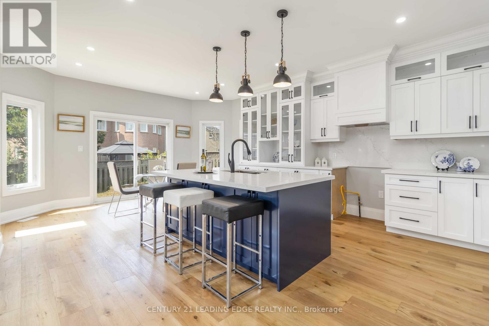 286 Fernforest Drive, Brampton, Ontario  L6R 1B6 - Photo 14 - W12890320