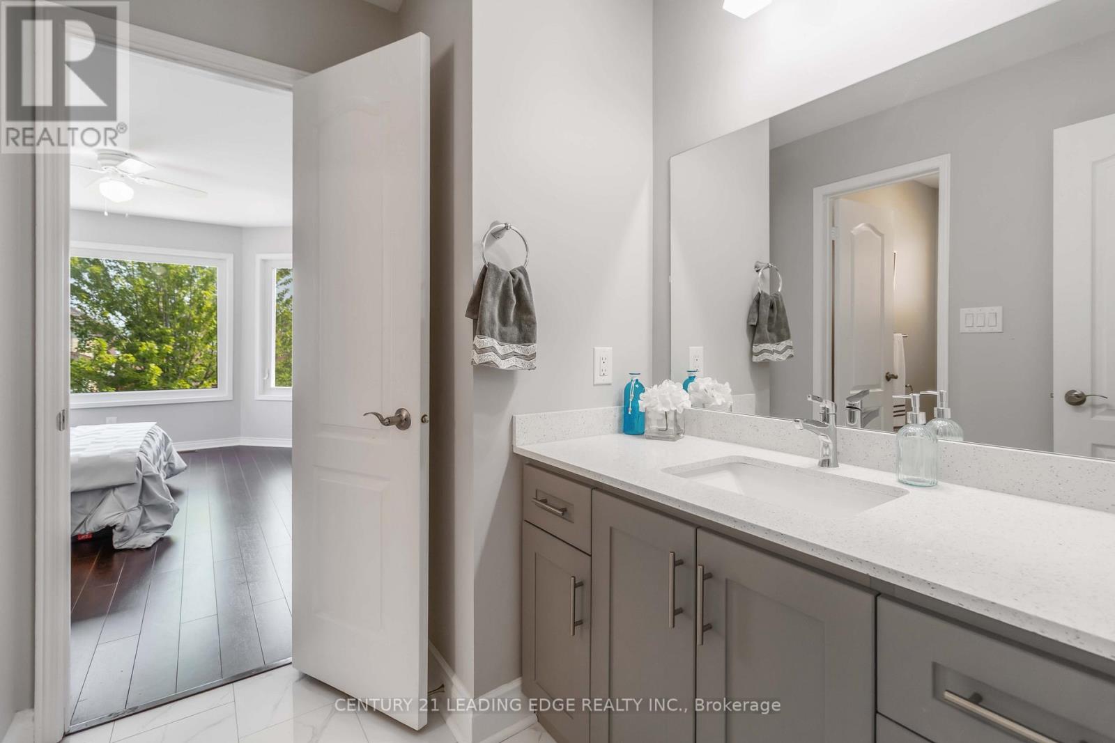 286 Fernforest Drive, Brampton, Ontario  L6R 1B6 - Photo 32 - W12890320