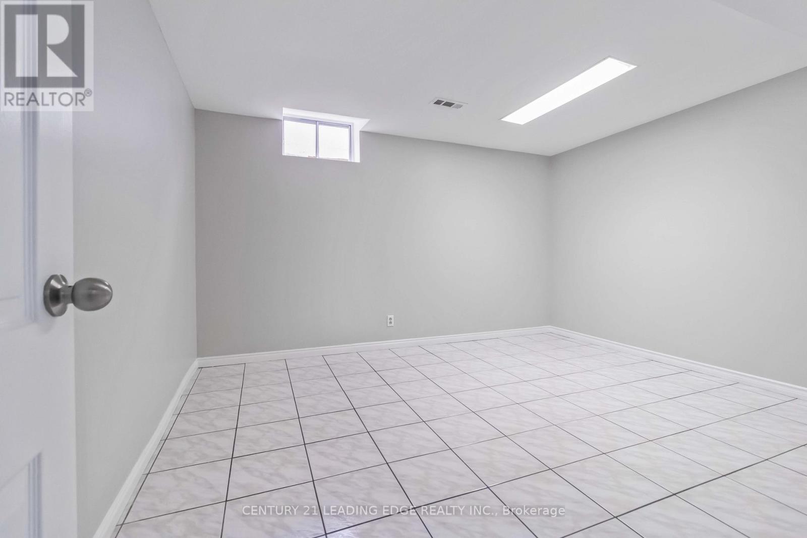 286 Fernforest Drive, Brampton, Ontario  L6R 1B6 - Photo 45 - W12890320