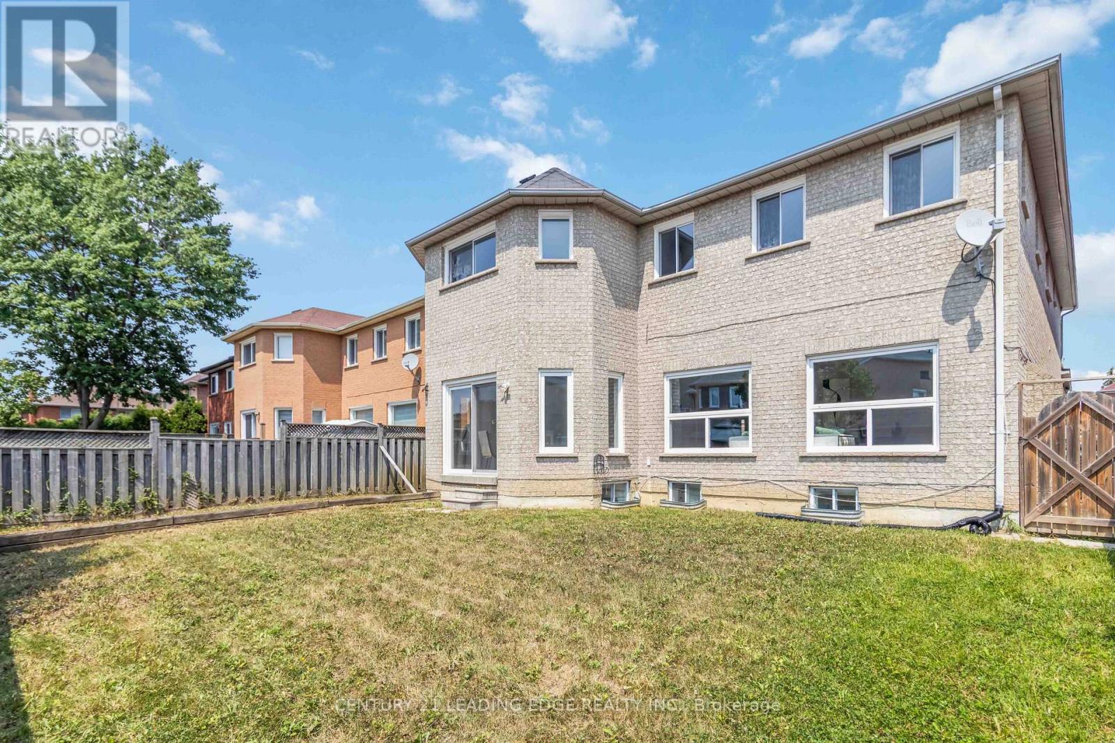 286 Fernforest Drive, Brampton, Ontario  L6R 1B6 - Photo 50 - W12890320