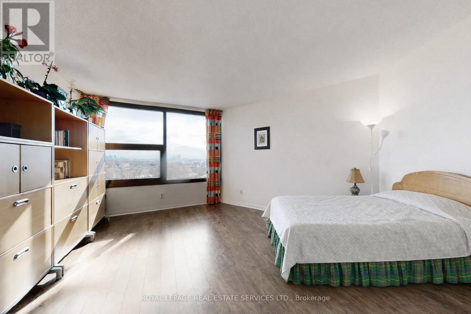 1005 - 1300 Bloor Street, Mississauga, Ontario  L4Y 3Z2 - Photo 21 - W12890344