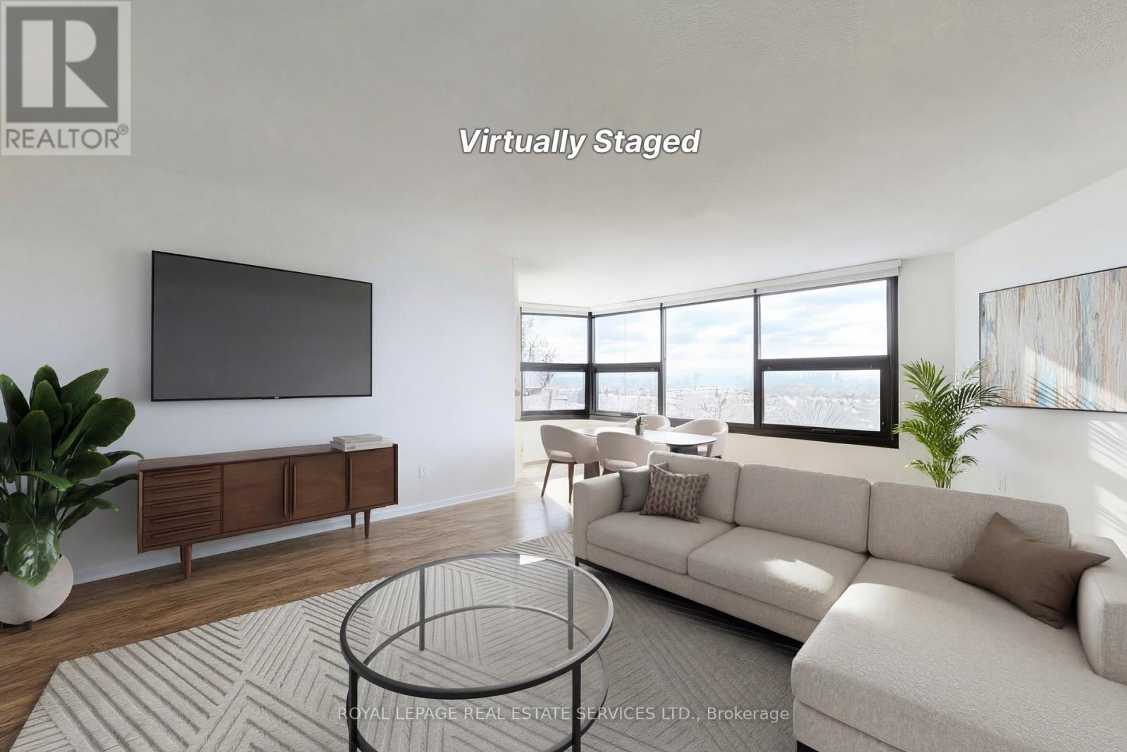 1005 - 1300 Bloor Street, Mississauga, Ontario  L4Y 3Z2 - Photo 4 - W12890344