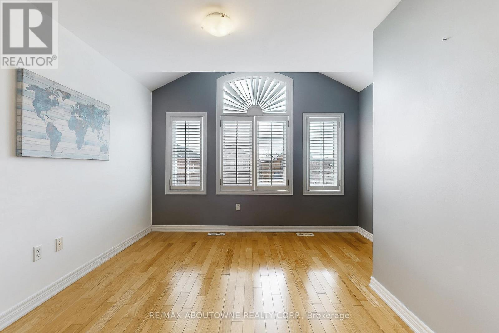 2457 Hilda Drive, Oakville, Ontario  L6H 7N5 - Photo 28 - W12890350