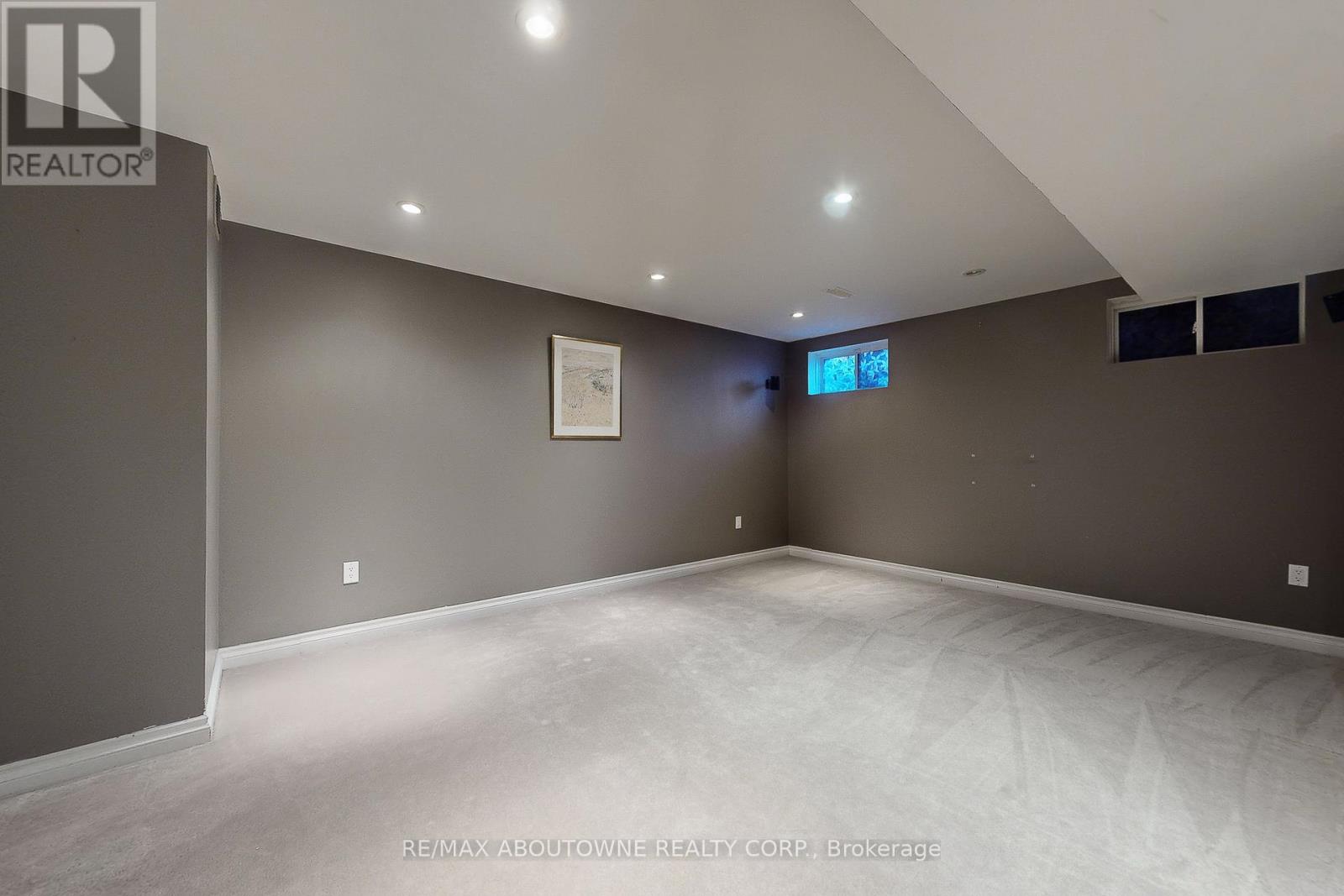 2457 Hilda Drive, Oakville, Ontario  L6H 7N5 - Photo 34 - W12890350