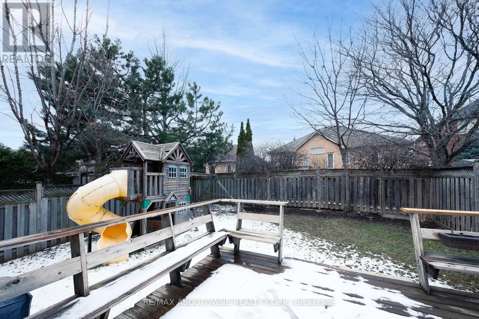 2457 Hilda Drive, Oakville, Ontario  L6H 7N5 - Photo 42 - W12890350