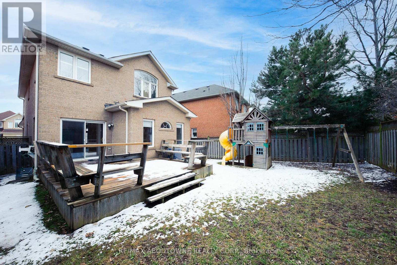 2457 Hilda Drive, Oakville, Ontario  L6H 7N5 - Photo 43 - W12890350