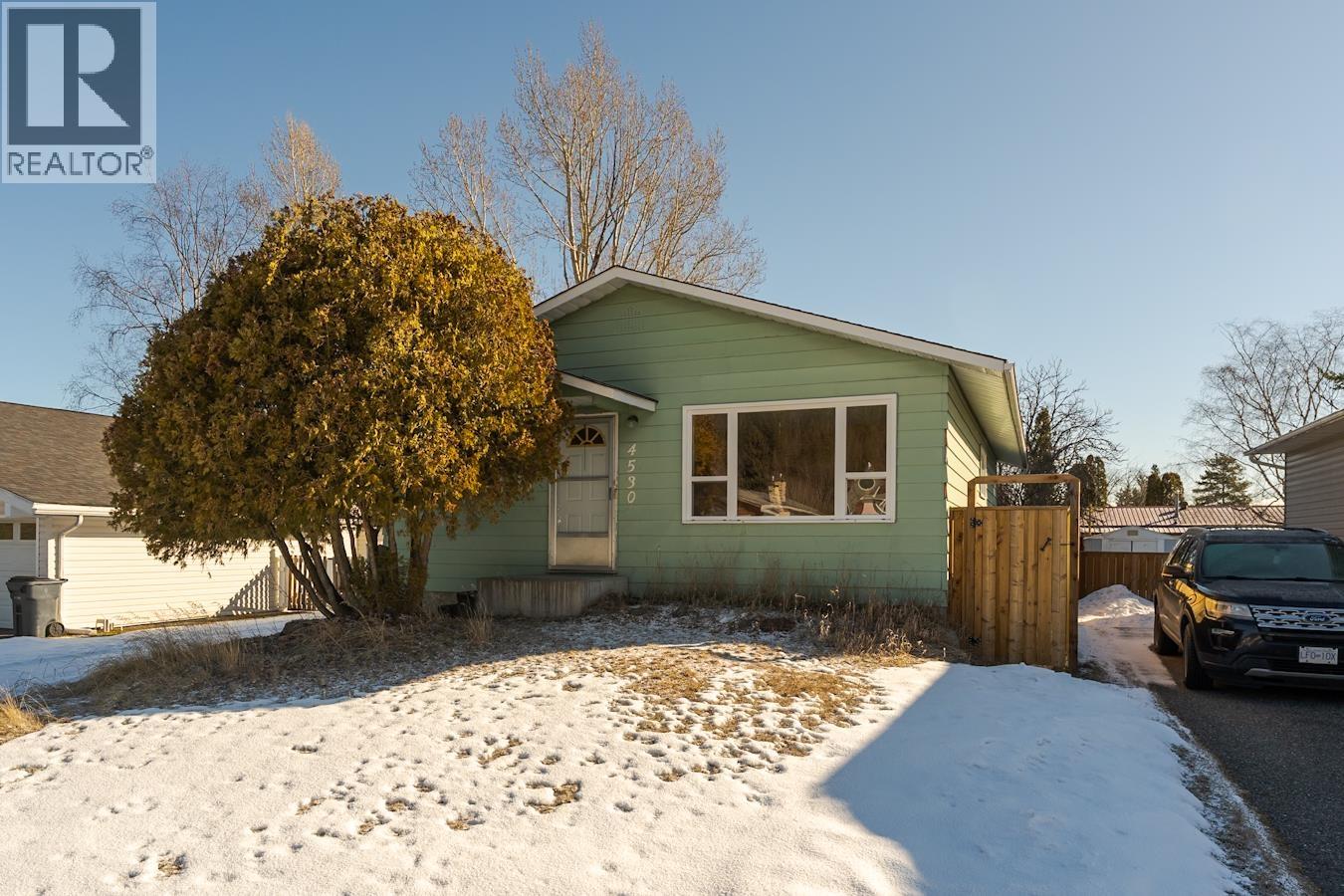 4530 Valley Crescent, Prince George, British Columbia  V2M 5L7 - Photo 1 - R3100495
