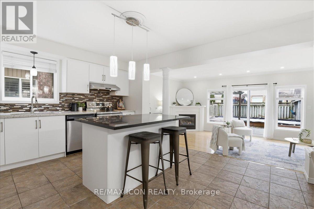 15 Maryann Price Lane, Cambridge, Ontario  N3C 4K6 - Photo 4 - X12890234