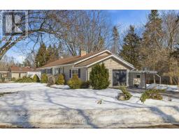 4 WAYNE CRESCENT, Quinte West, Ontario