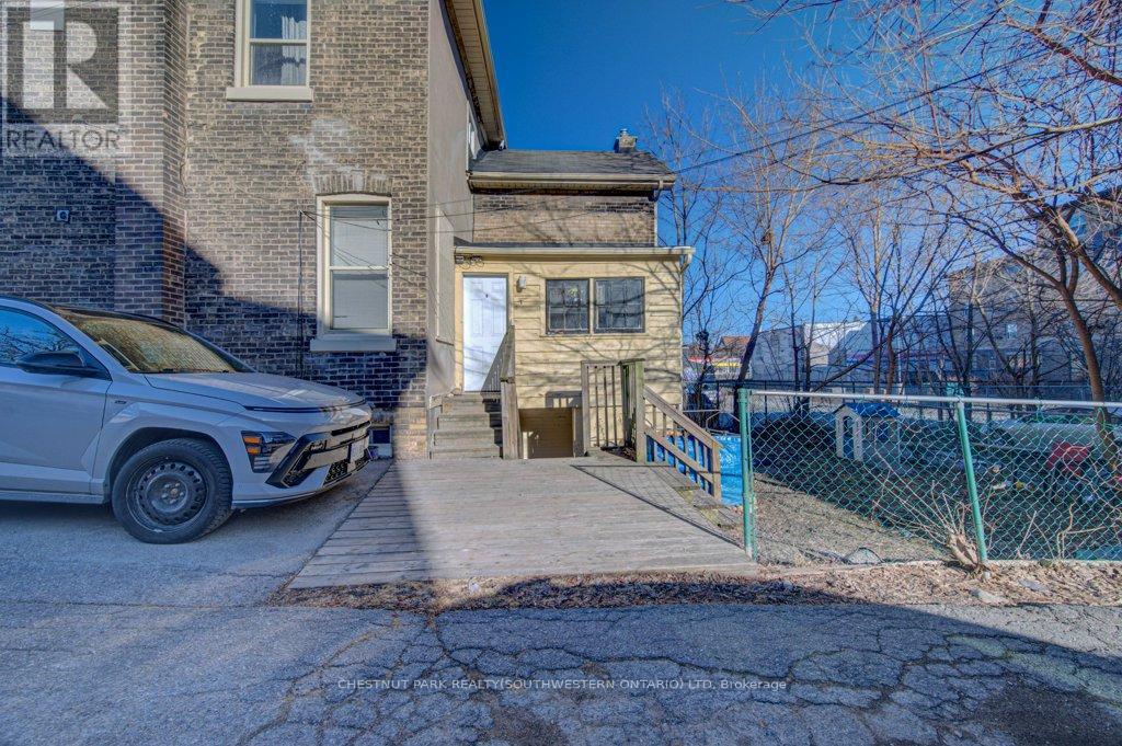 133 Darling Street, Brantford, Ontario  N3T 2L1 - Photo 31 - X12890276