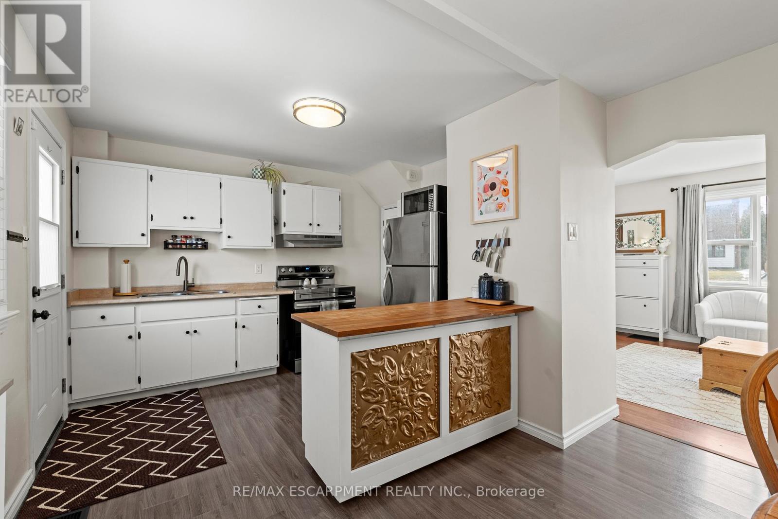 2279 King Street E, Hamilton, Ontario  L8K 1X4 - Photo 12 - X12890292