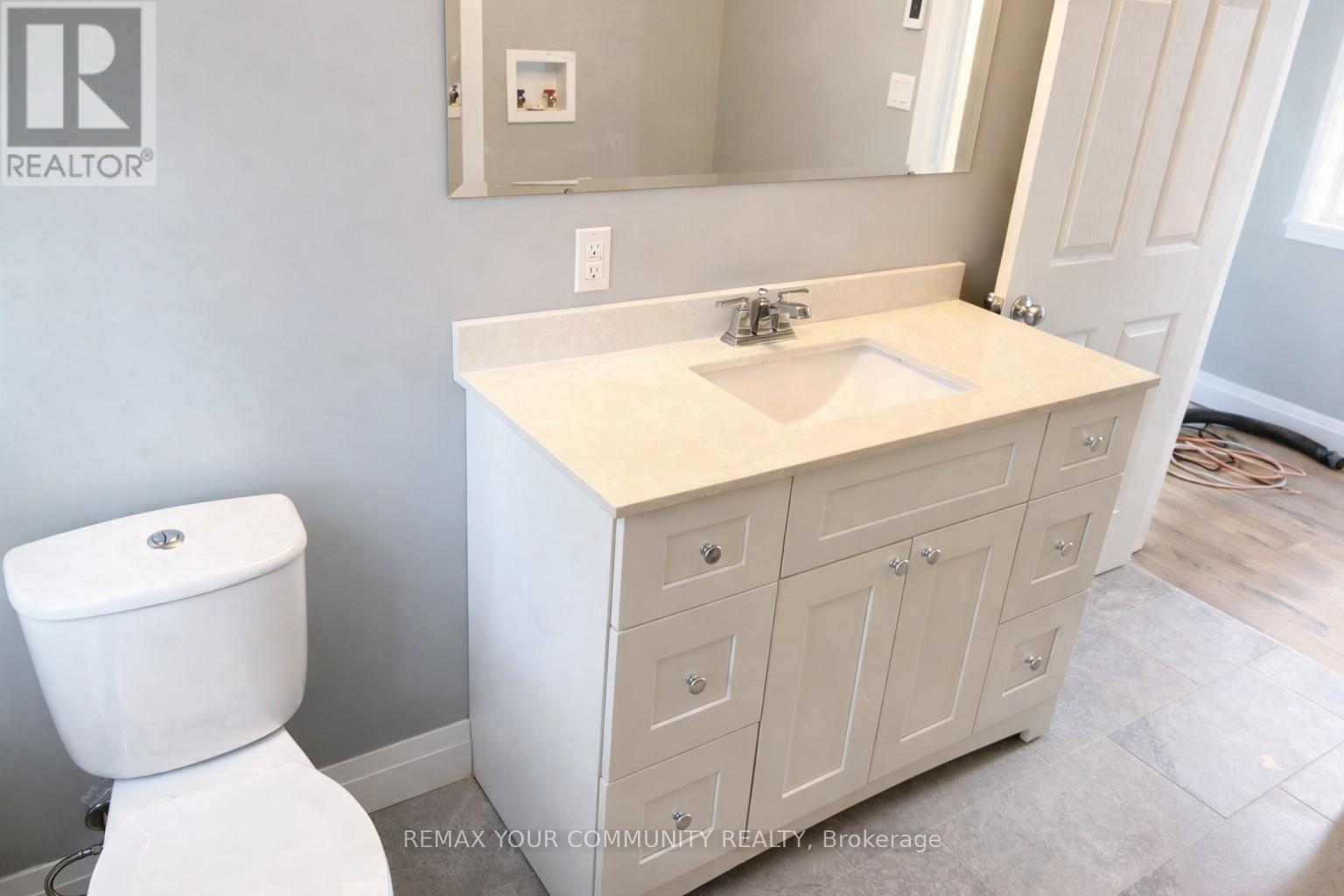 2nd Floor - 7 Mary Street E, Kawartha Lakes, Ontario  K9V 1V1 - Photo 12 - X12890326