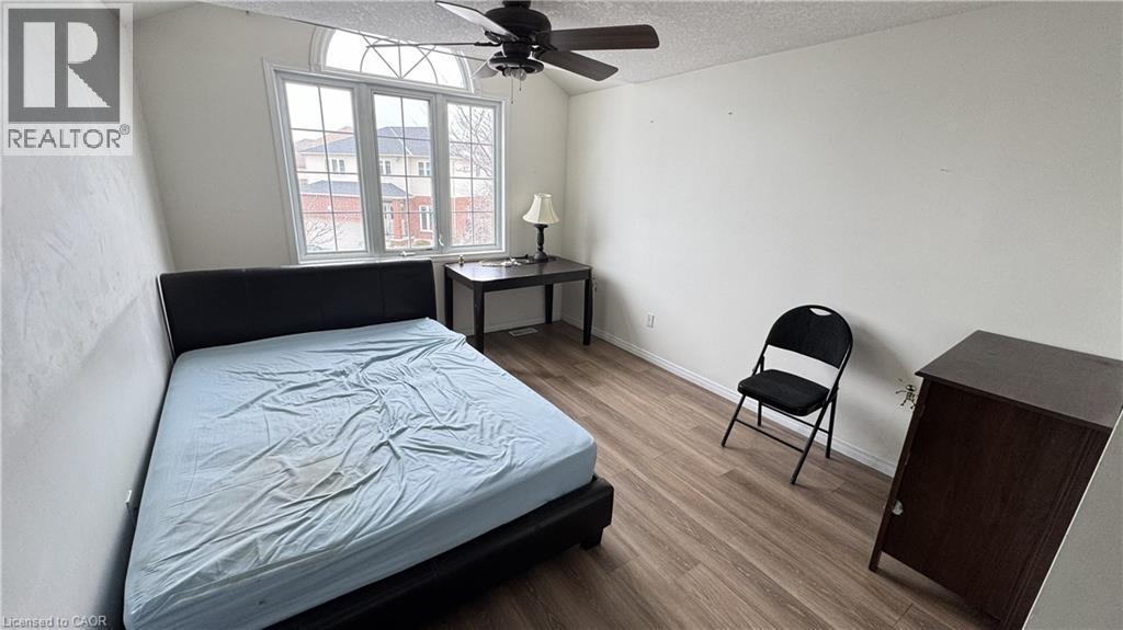 559 Violet Street, Waterloo, Ontario  N2V 2T8 - Photo 11 - 40810537