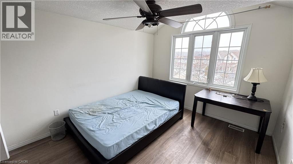 559 Violet Street, Waterloo, Ontario  N2V 2T8 - Photo 12 - 40810537