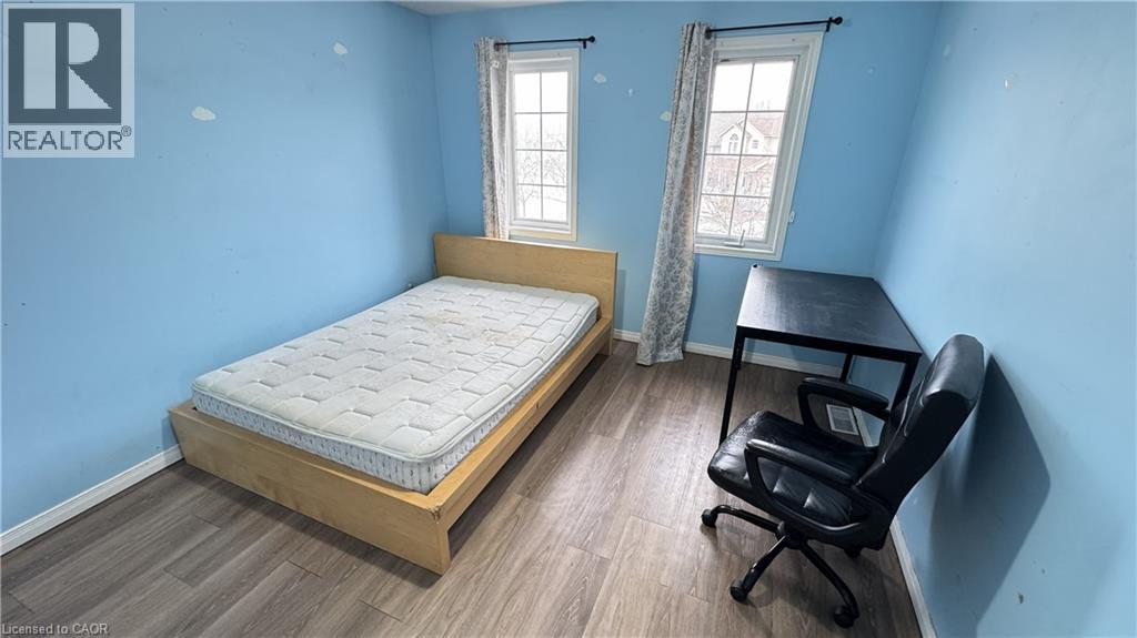 559 Violet Street, Waterloo, Ontario  N2V 2T8 - Photo 13 - 40810537