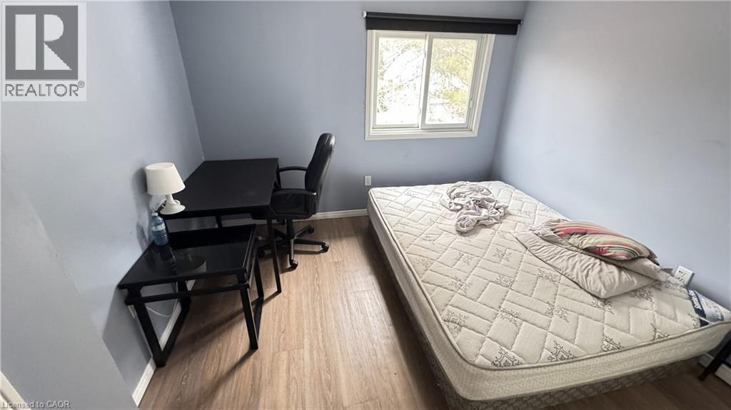 559 Violet Street, Waterloo, Ontario  N2V 2T8 - Photo 15 - 40810537