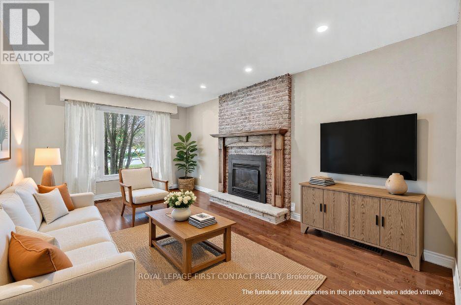 15 Rodney Street, Barrie, Ontario  L4M 4B5 - Photo 8 - S12852248