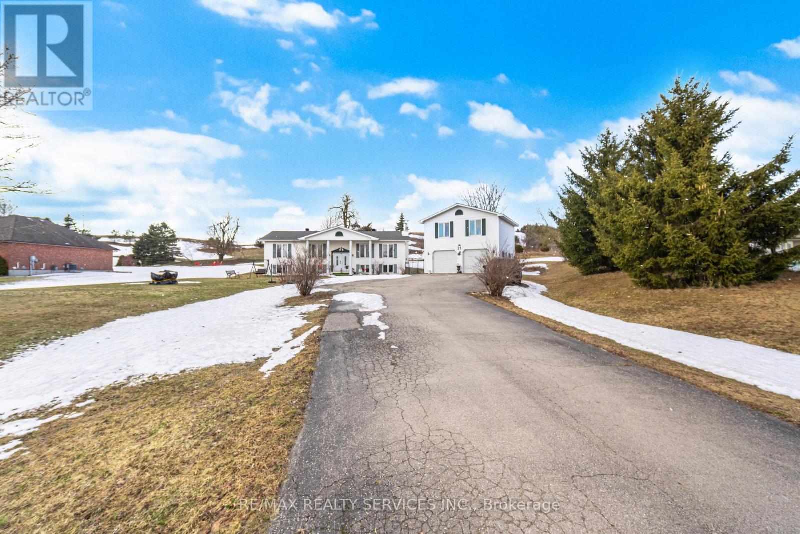 21 Barbour Drive, Erin, Ontario  N0B 1Z0 - Photo 3 - X12886022