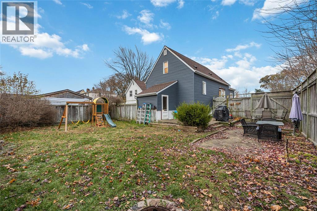 856 Devine Street, Sarnia, Ontario  N7S 1X5 - Photo 29 - 26005546