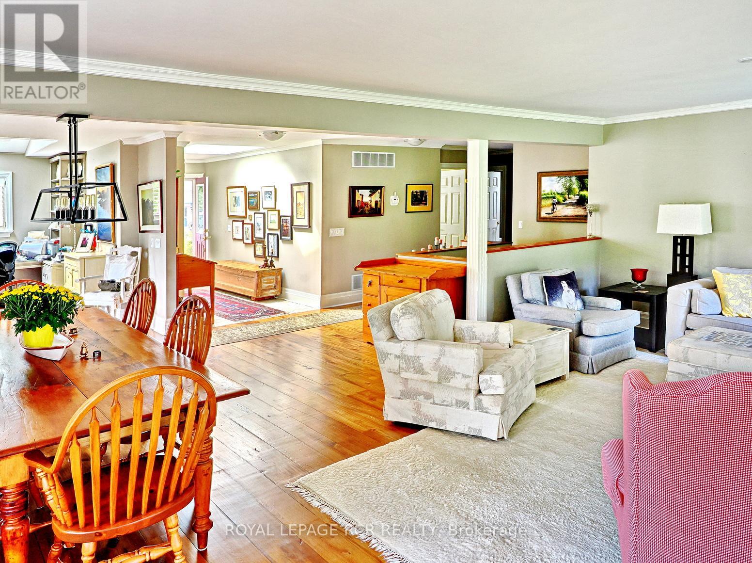 2 - 2-28 Reddington Drive, Caledon, Ontario  L7E 0E4 - Photo 7 - W12337270