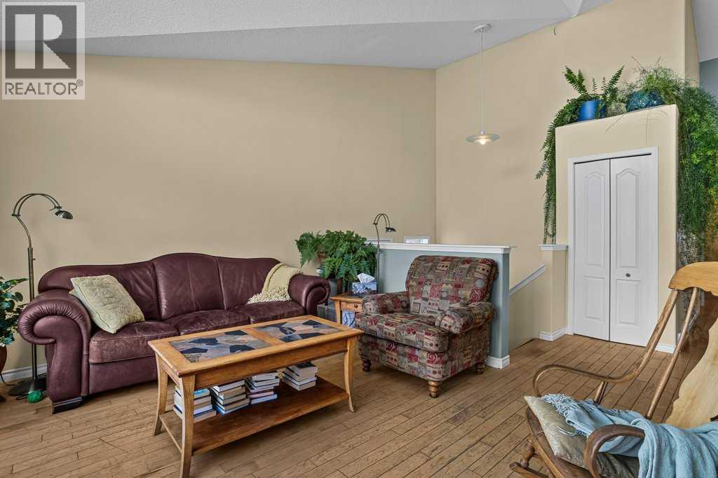 248 Lady Macdonald Drive, Canmore, Alberta  T1W 1H8 - Photo 8 - A2293573