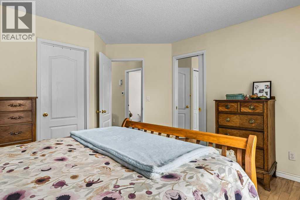 248 Lady Macdonald Drive, Canmore, Alberta  T1W 1H8 - Photo 26 - A2293573