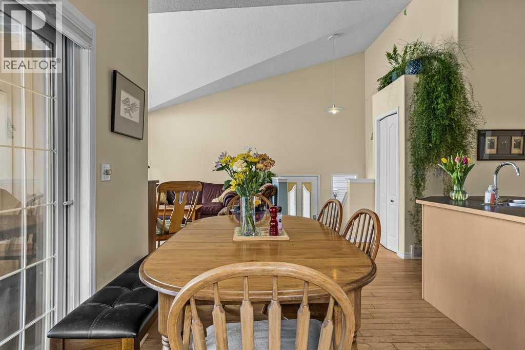 248 Lady Macdonald Drive, Canmore, Alberta  T1W 1H8 - Photo 15 - A2293573