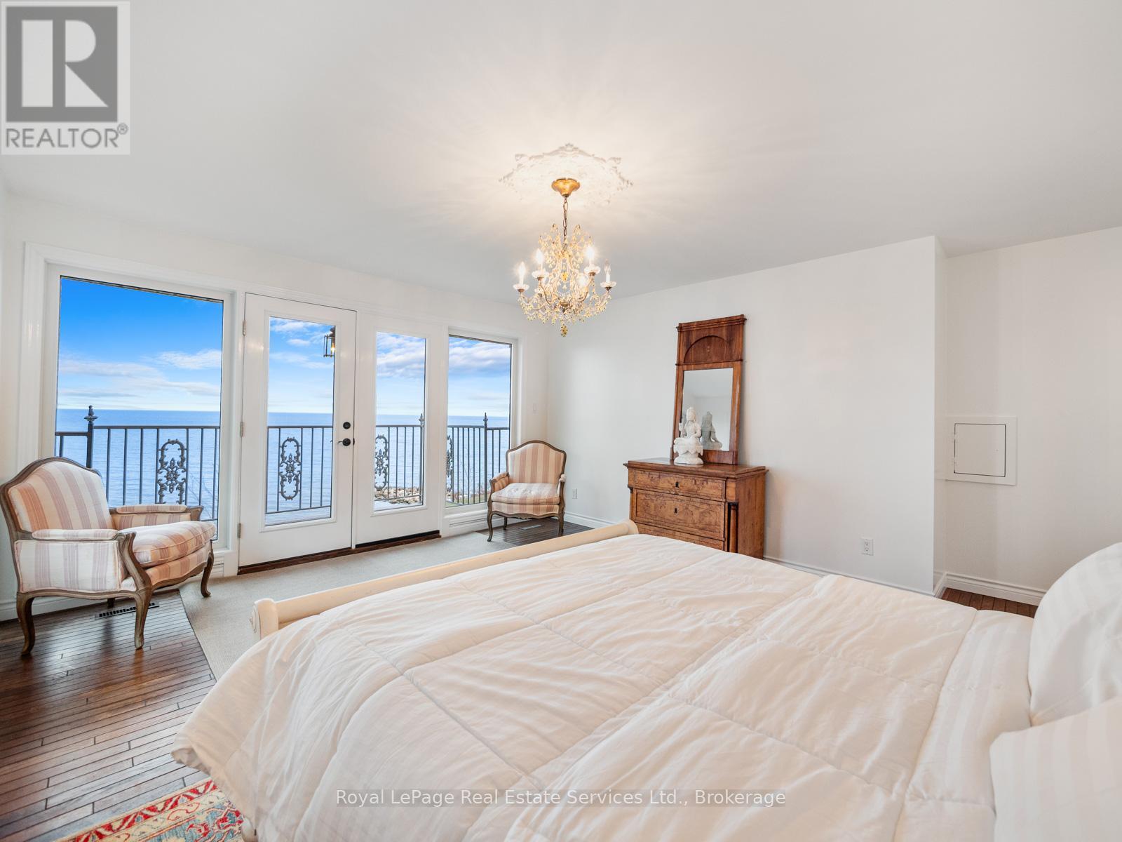 3286 Shelburne Place, Oakville (Br Bronte), Ontario  L6L 5V9 - Photo 19 - W12812288