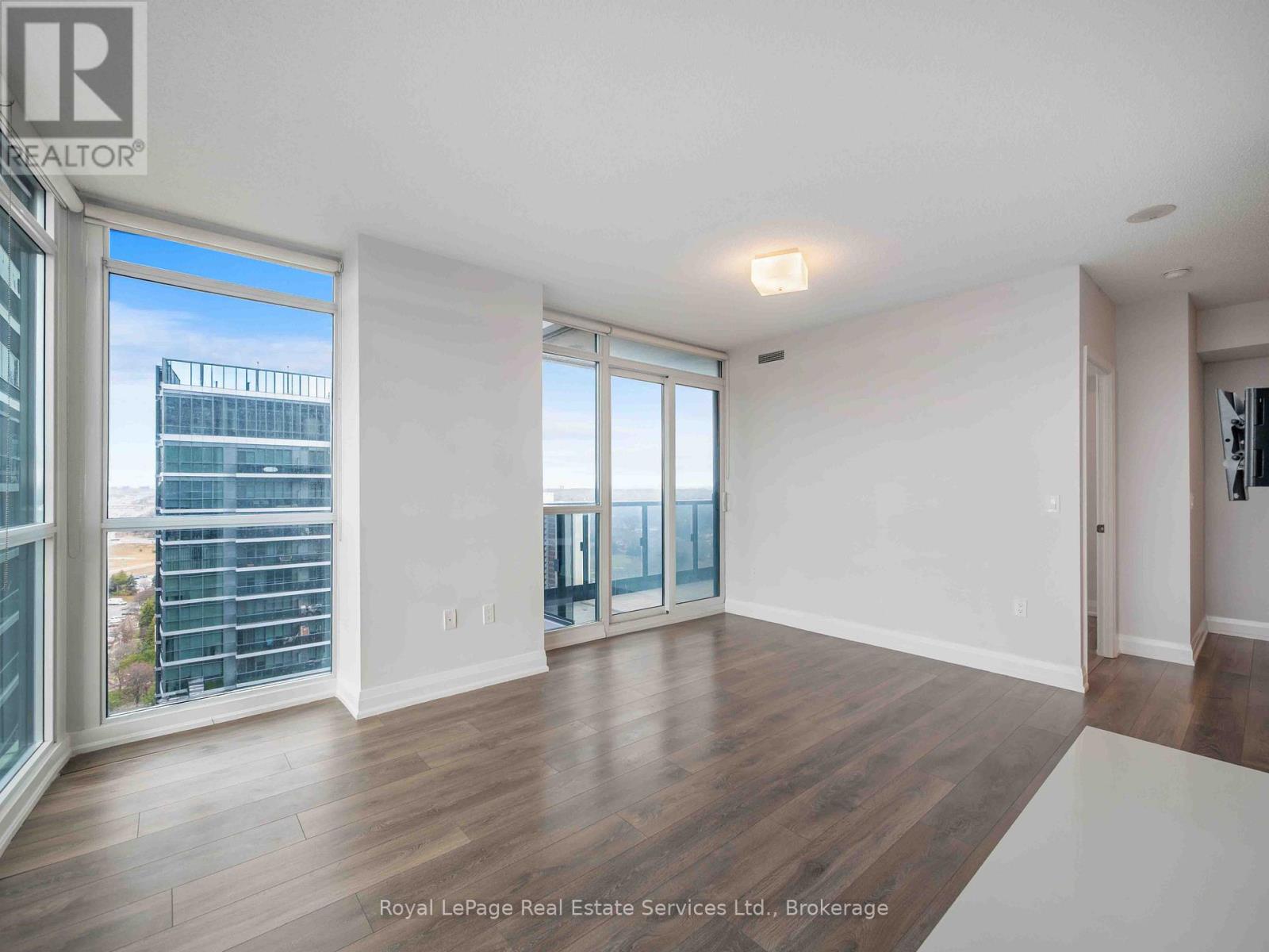 2107 - 9 Valhalla Inn Road, Toronto, Ontario  M9B 1B2 - Photo 14 - W12890644