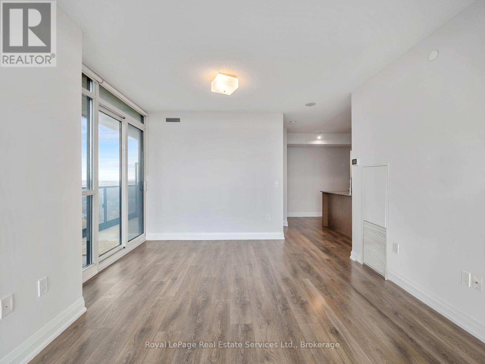 2107 - 9 Valhalla Inn Road, Toronto, Ontario  M9B 1B2 - Photo 15 - W12890644