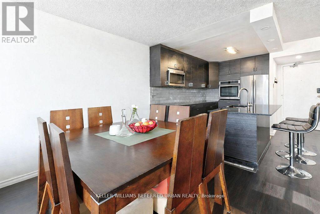 1811 - 10 Martha Eaton Way, Toronto, Ontario  M6M 5B3 - Photo 4 - W12889588