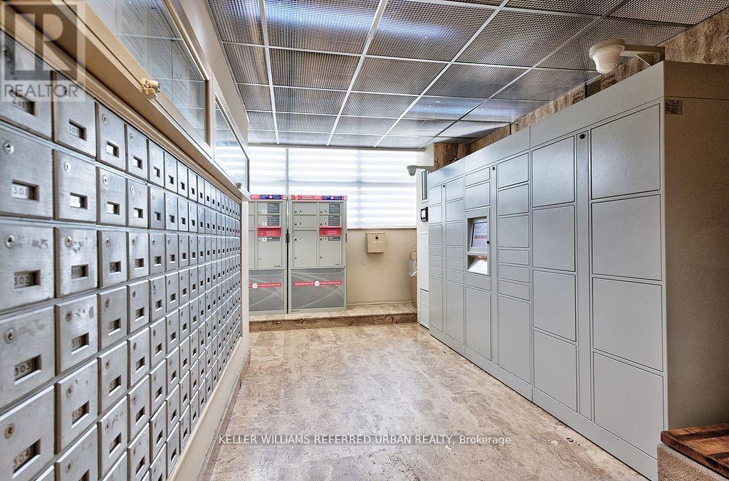 1411 - 11 Wincott Drive, Toronto, Ontario  M9R 2R9 - Photo 38 - W12889594