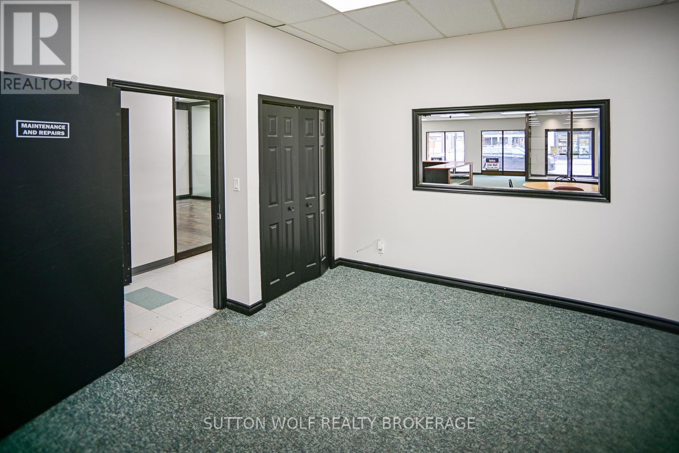 5 Front Street W, Strathroy-Caradoc, Ontario  N7G 1X5 - Photo 10 - X12835458