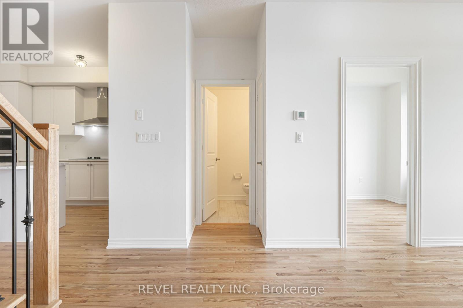 2926 Peter Matthew Drive, Pickering, Ontario  L1V 2P8 - Photo 10 - E12890500