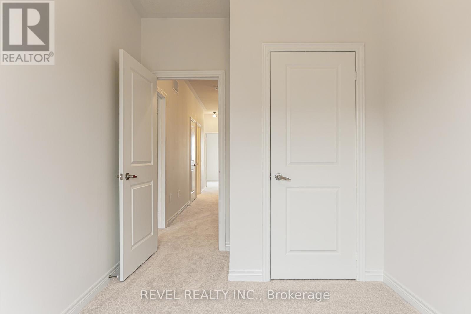 2926 Peter Matthew Drive, Pickering, Ontario  L1V 2P8 - Photo 21 - E12890500