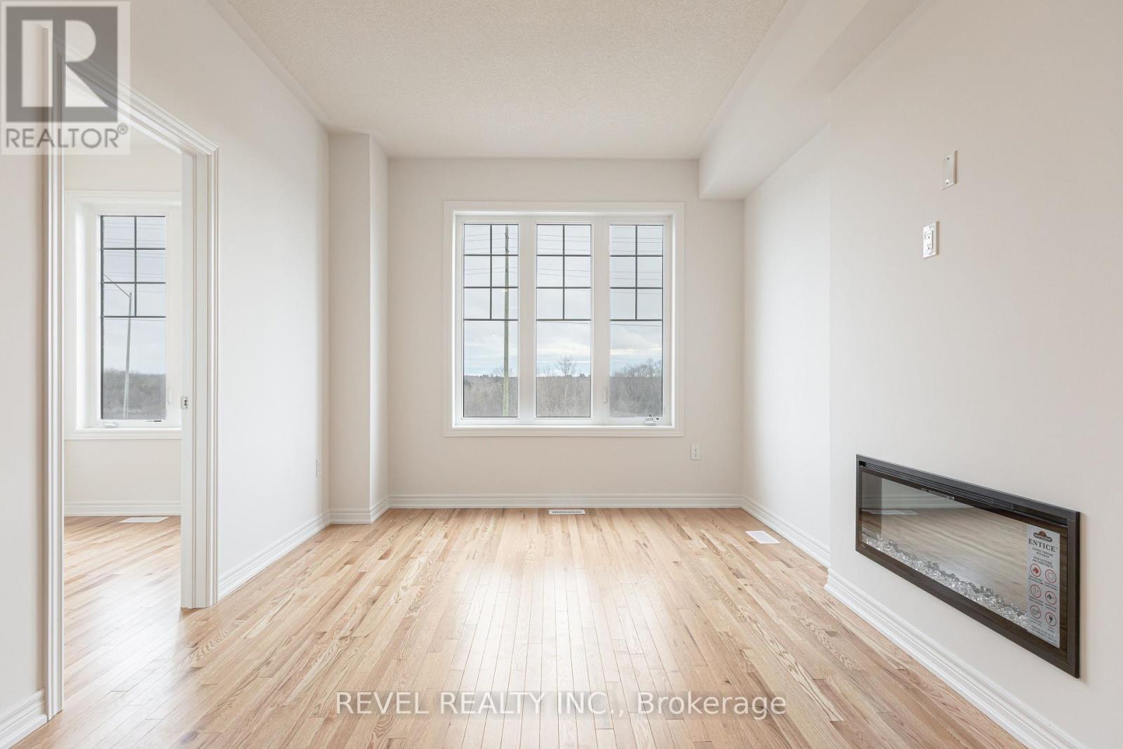 2926 Peter Matthew Drive, Pickering, Ontario  L1V 2P8 - Photo 8 - E12890500