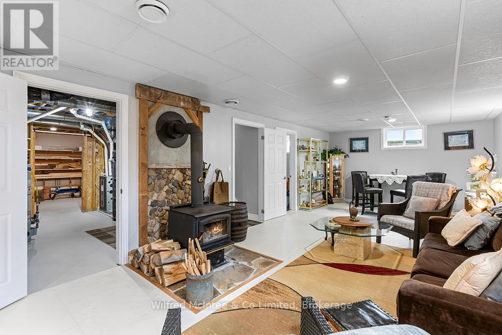 24 Shore Drive, South Bruce Peninsula, Ontario  N0H 1A0 - Photo 31 - X12890586