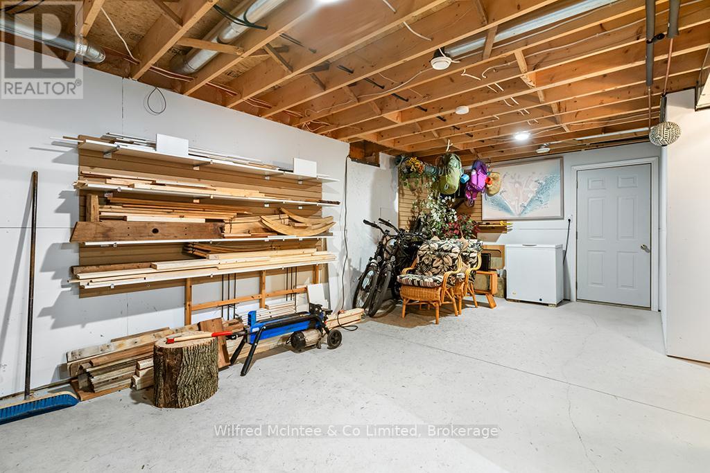 24 Shore Drive, South Bruce Peninsula, Ontario  N0H 1A0 - Photo 35 - X12890586