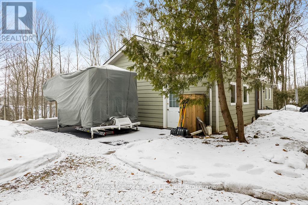 24 Shore Drive, South Bruce Peninsula, Ontario  N0H 1A0 - Photo 39 - X12890586