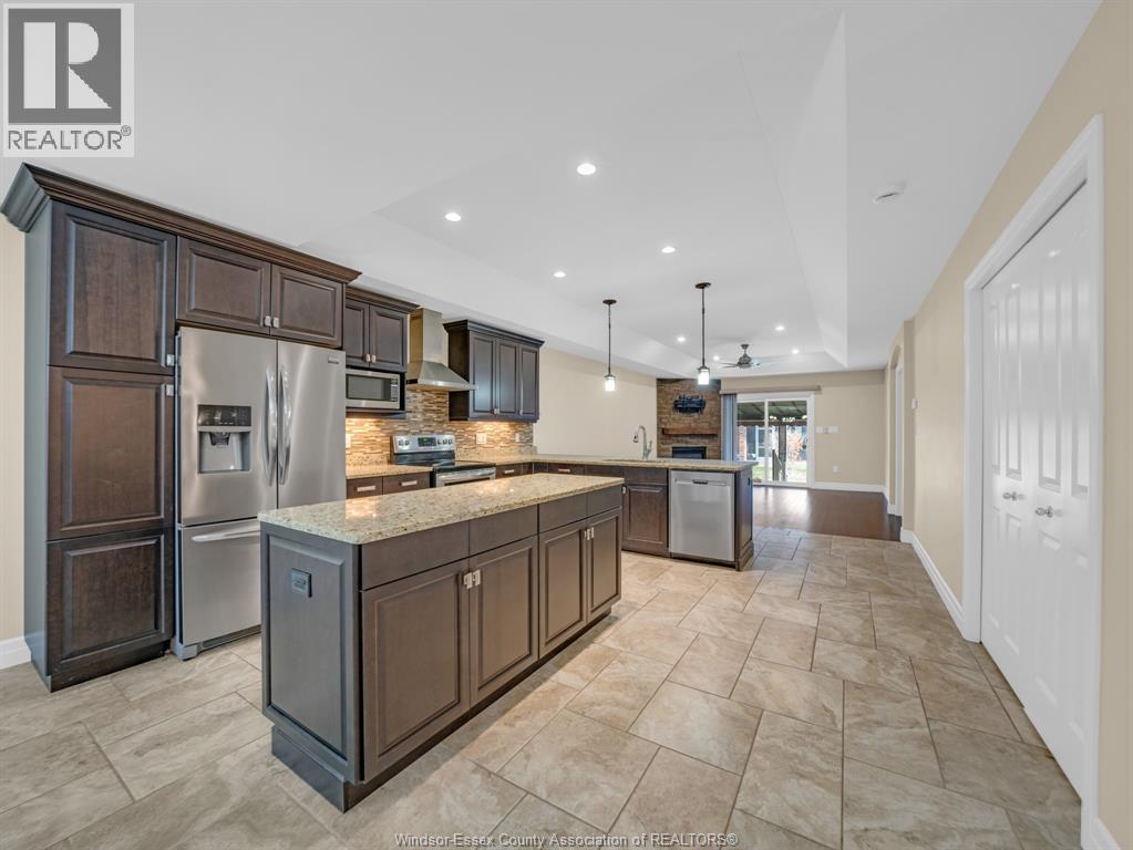 640 Commisso Crescent, Lasalle, Ontario  N9H 0C2 - Photo 8 - 26005535