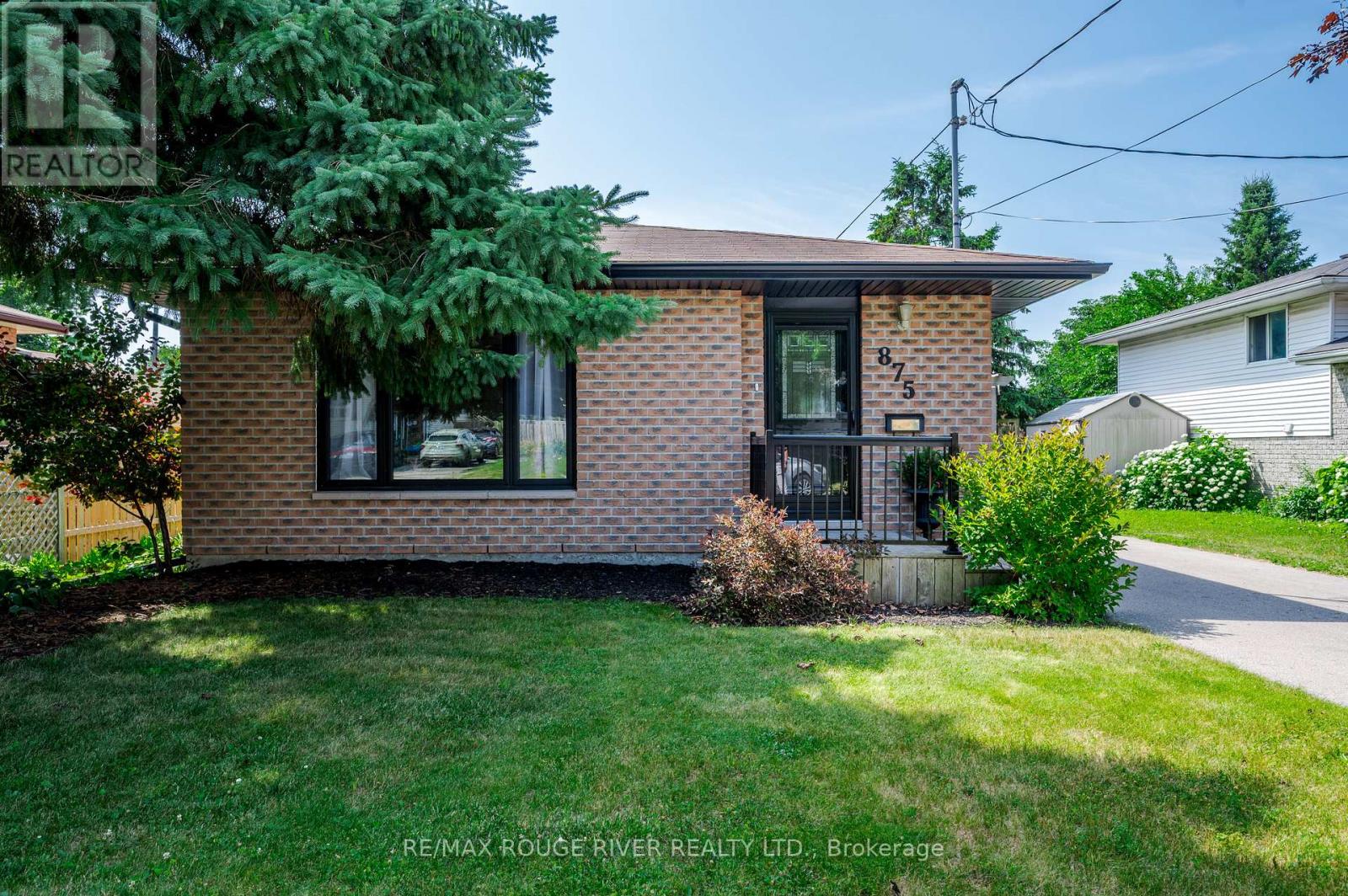 875 Westwood Crescent, Cobourg, Ontario  K9A 5B3 - Photo 2 - X12890576