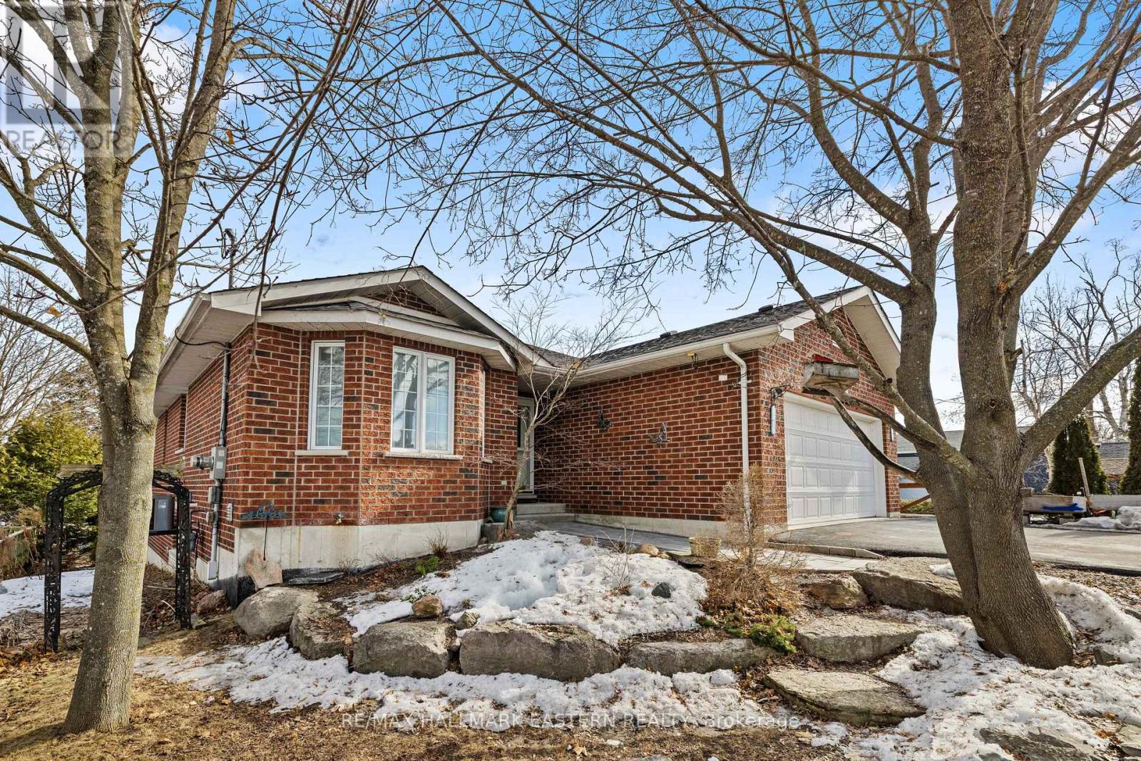 13 Hague Boulevard, Selwyn, Ontario  K0L 2H0 - Photo 28 - X12890666