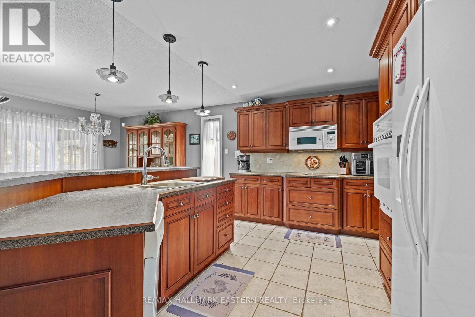 13 Hague Boulevard, Selwyn, Ontario  K0L 2H0 - Photo 9 - X12890666