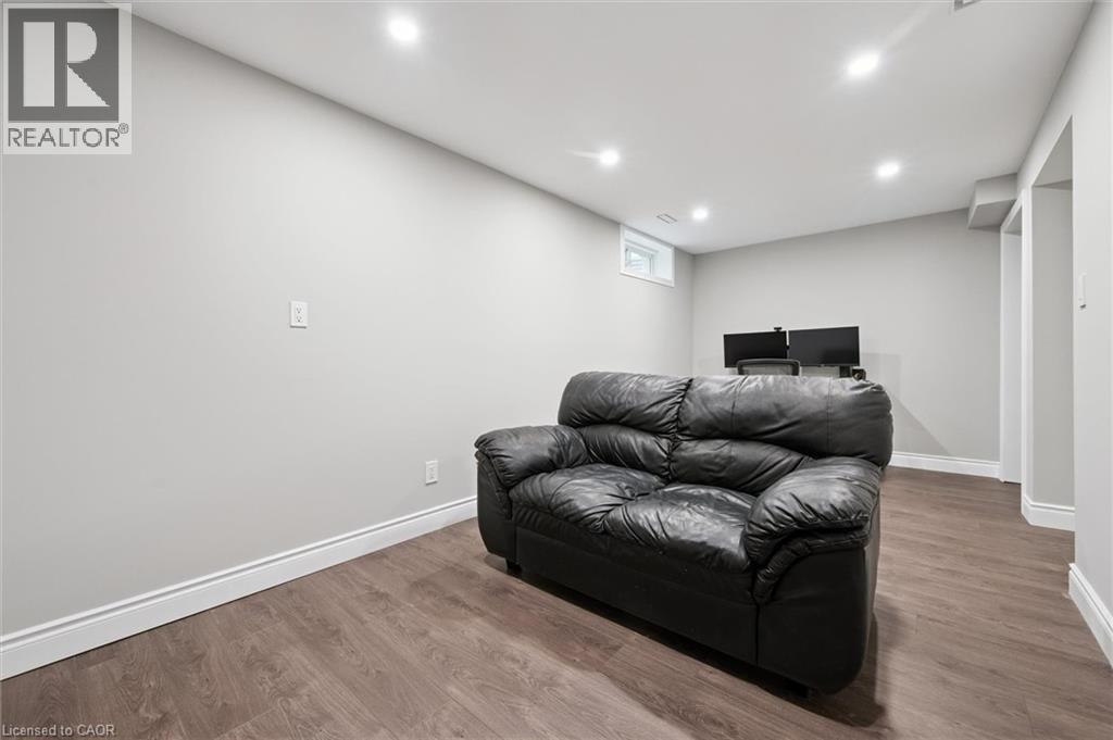 145 Prosperity Drive, Kitchener, Ontario  N2E 4E8 - Photo 26 - 40811095